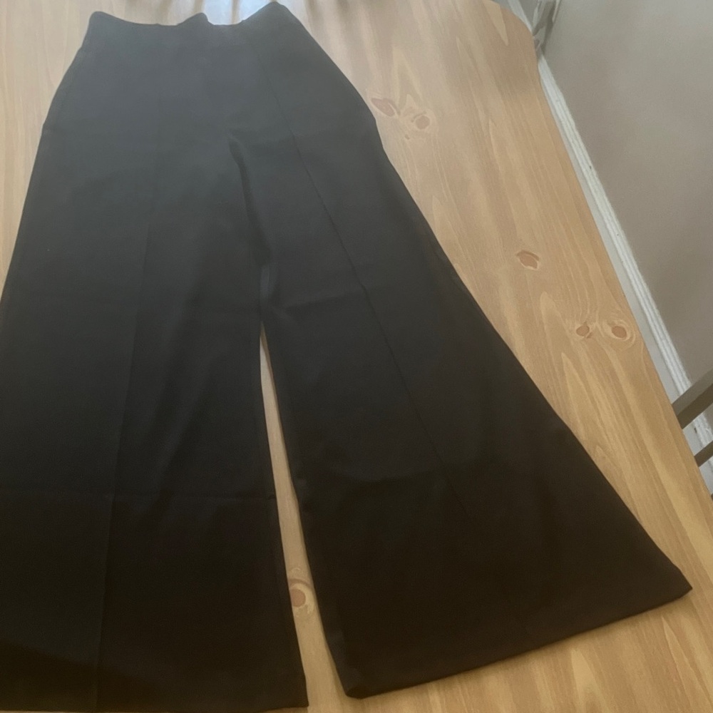 Chic Black Wide-Leg Women's Pants